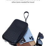 THE SIGNATURE CLUTCH